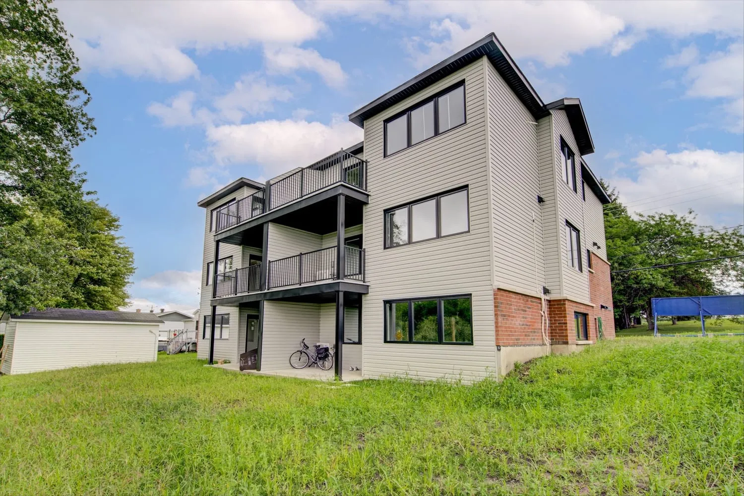 2575 route 209 — Franklin